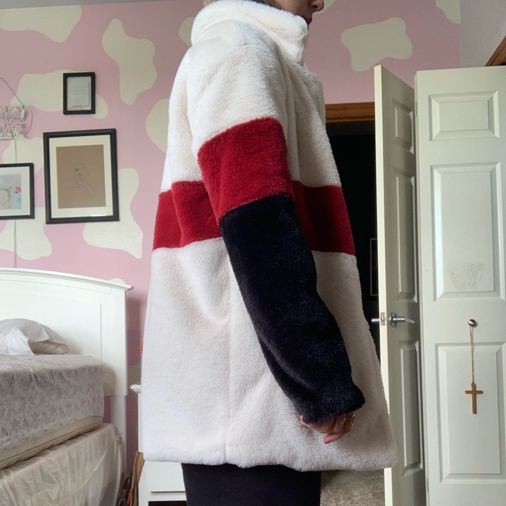 Jacket - Picture 5 of 6